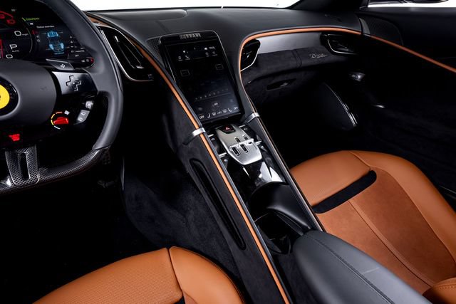 Certified 2024 Ferrari Roma Spider RWD image 29