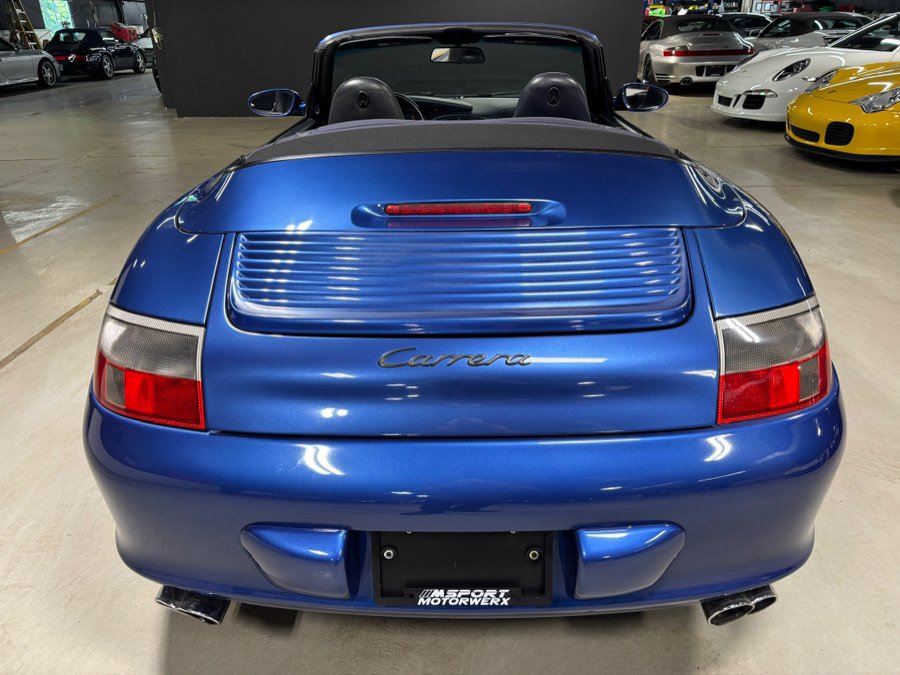 Used 2002 Porsche 911 Cabriolet image 4
