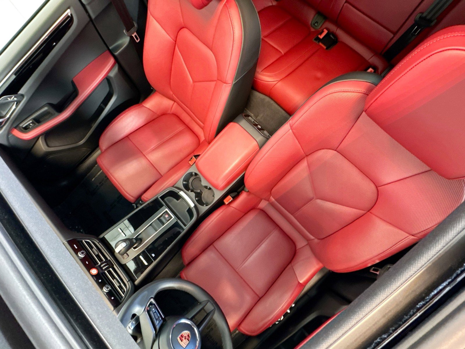 Certified 2026 Porsche Macan AWD/4WD image 20