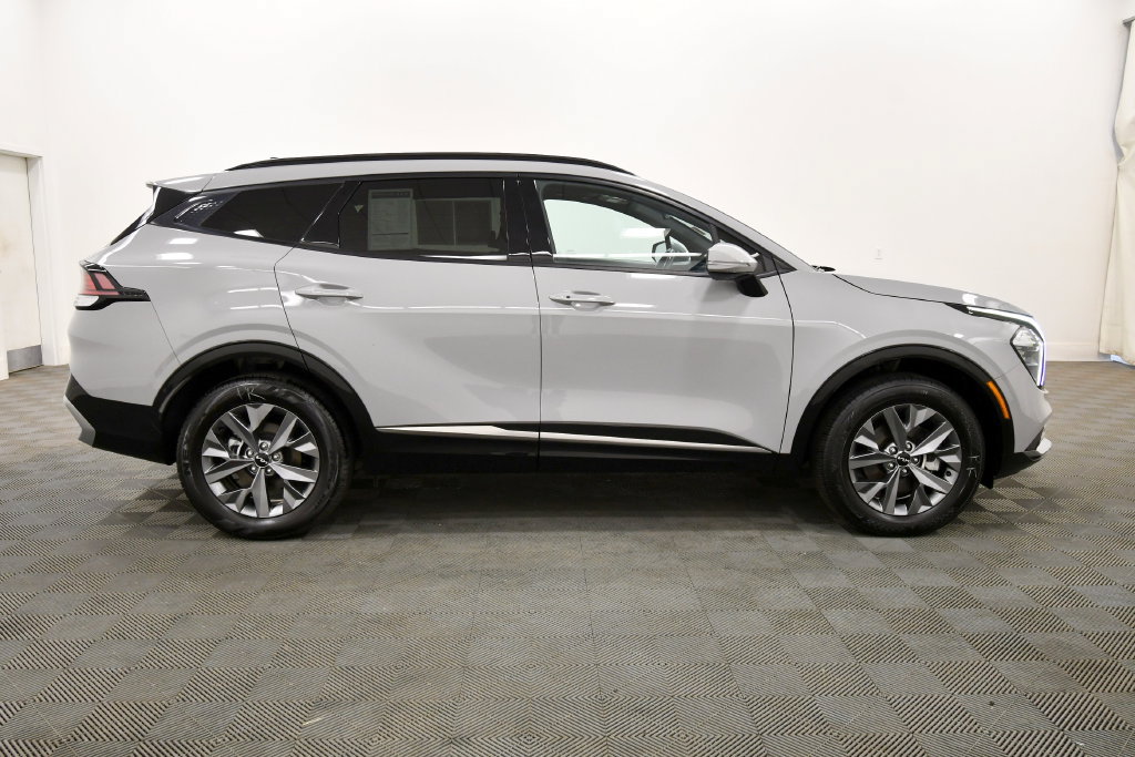 Certified 2023 Kia Sportage SX AWD/4WD image 9