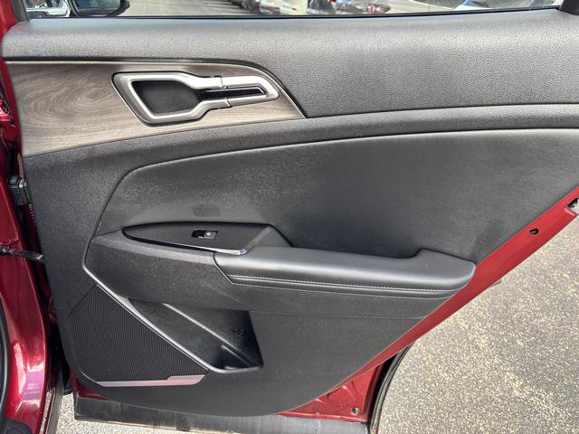 Certified 2023 Kia Sportage X-Line w/ X-Line Premium Package image 16