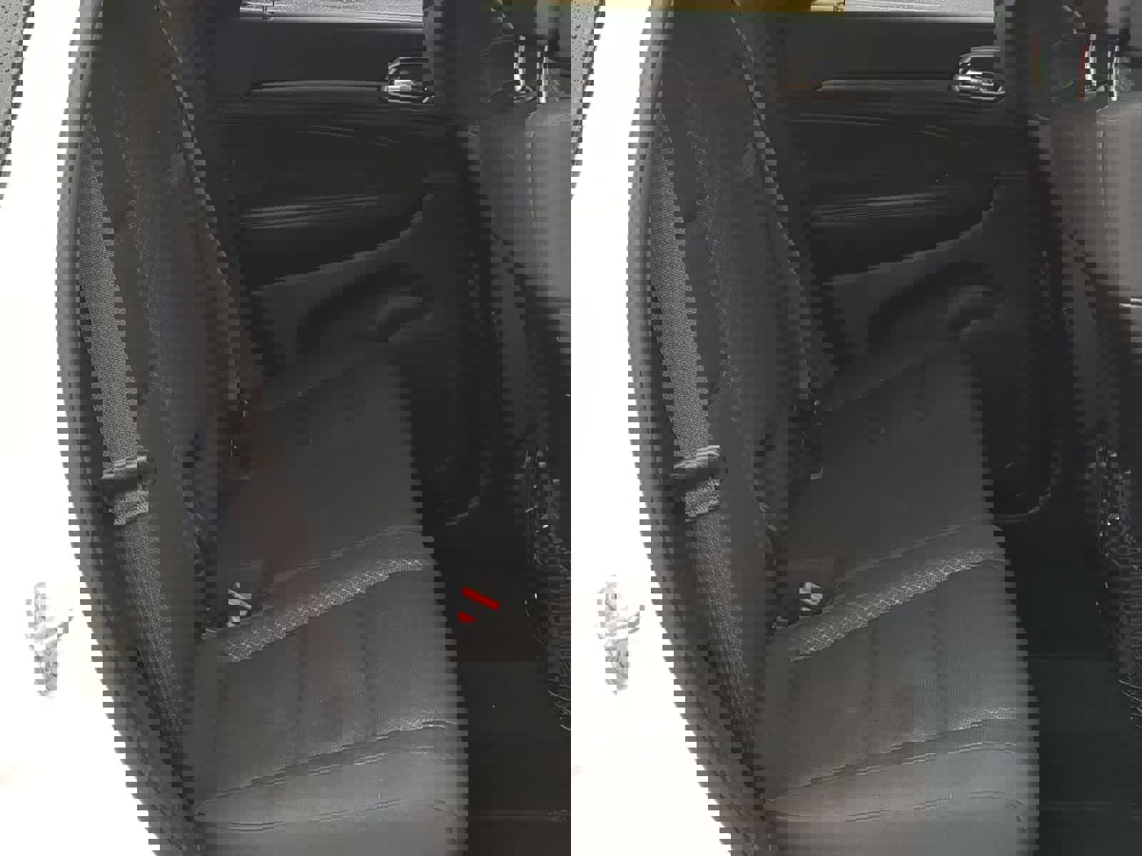 Certified 2019 Jeep Grand Cherokee Laredo AWD/4WD image 20