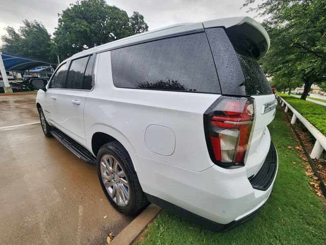 Used 2021 Chevrolet Suburban LT AWD/4WD image 4