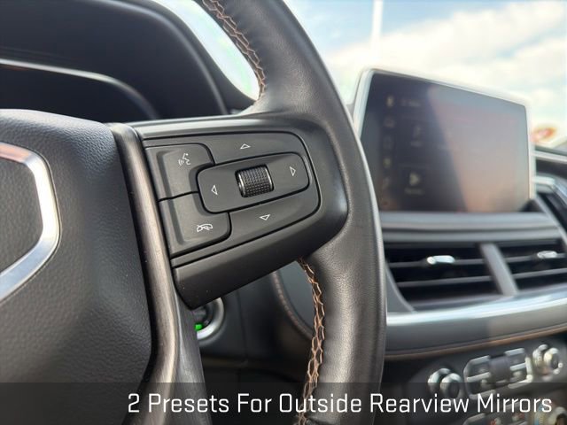 Used 2024 GMC Yukon AT4 w/ Technology Package image 39