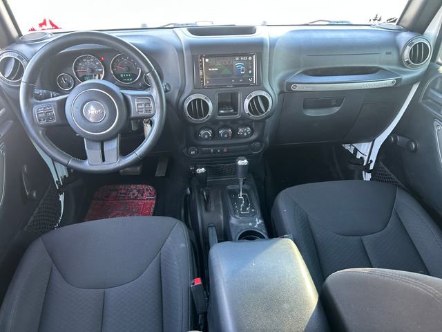 Used 2016 Jeep Wrangler Unlimited Sport w/ Connectivity Group AWD/4WD image 27