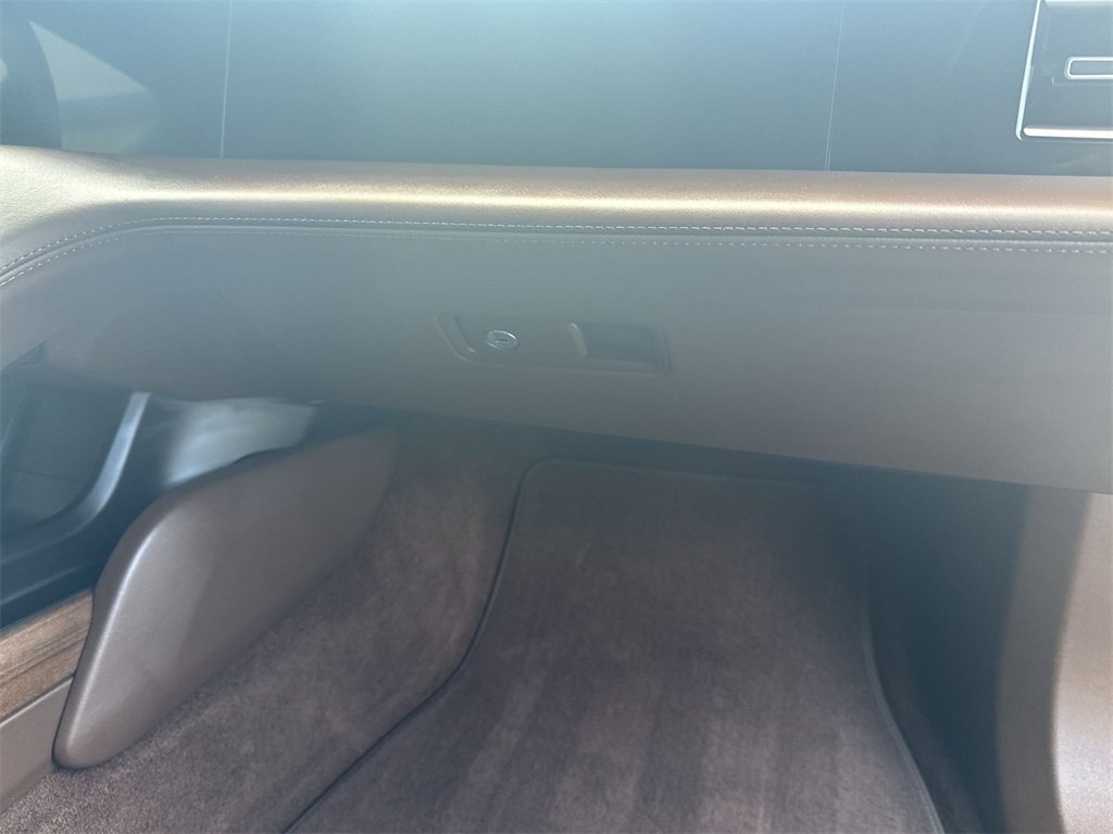 Used 2022 Porsche Taycan Turbo S image 35