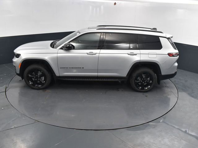New 2025 Jeep Grand Cherokee L Altitude image 35