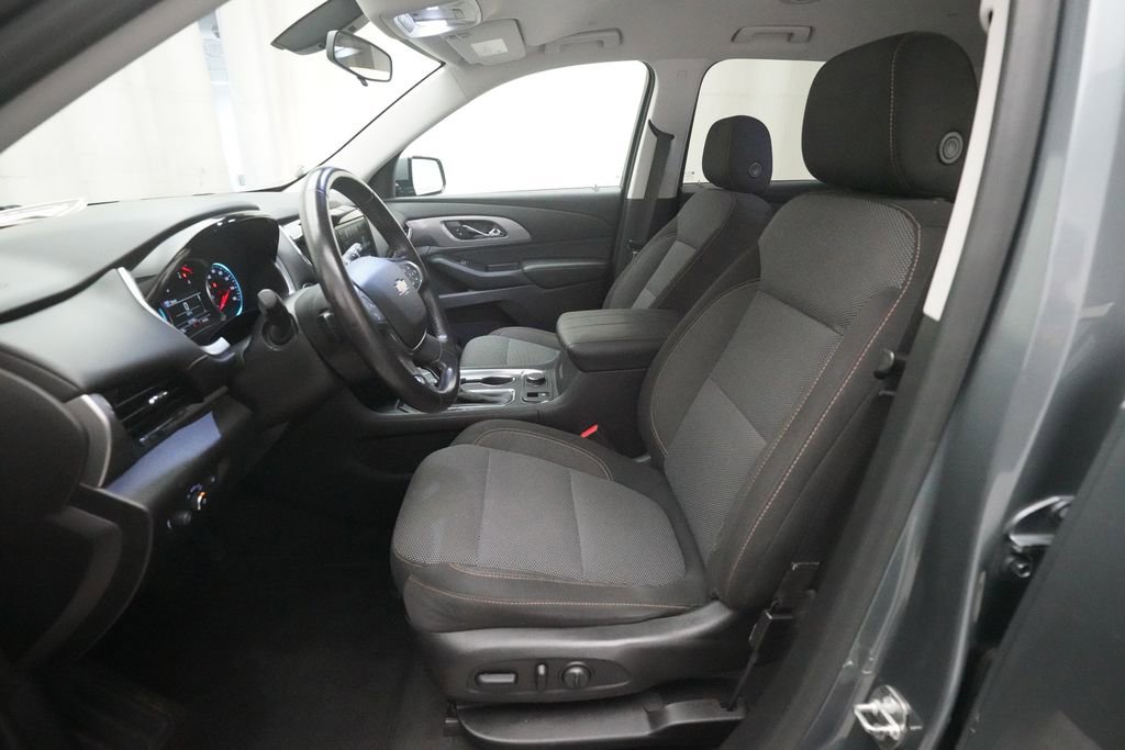 Used 2018 Chevrolet Traverse LT image 7