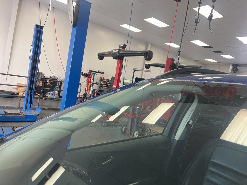 Used 2018 Ford Escape SEL AWD/4WD image 4