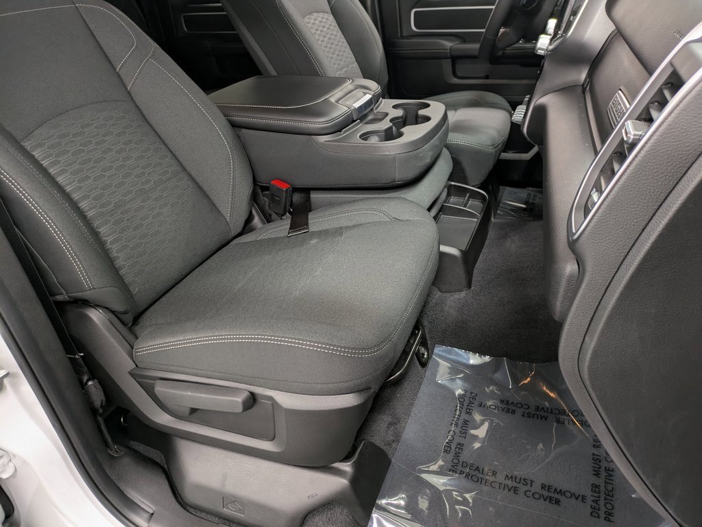 Used 2025 RAM 2500 Big Horn image 28