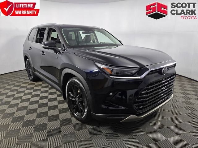 Used 2025 Toyota Grand Highlander FWD image 1