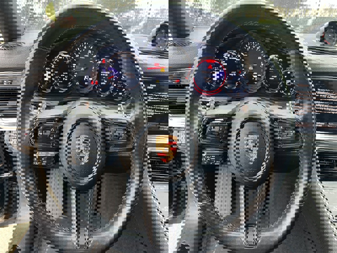 Used 2022 Porsche Panamera Platinum Edition image 7