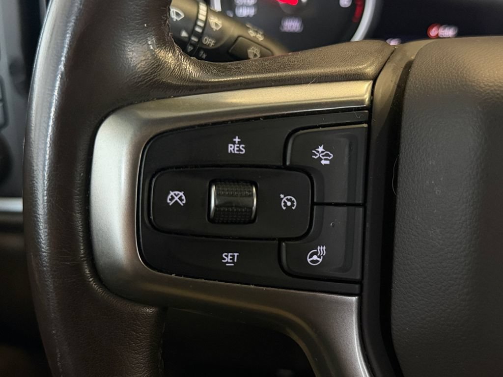 Used 2021 Chevrolet Silverado 1500 LTZ w/ Technology Package AWD/4WD image 32