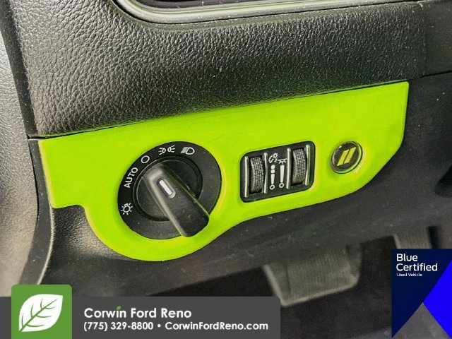 Used 2018 Dodge Challenger SXT RWD image 13
