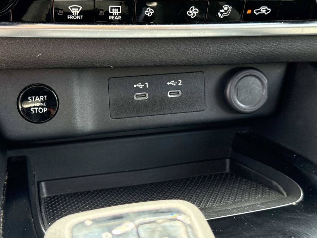 Certified 2024 Nissan Rogue SV FWD image 27