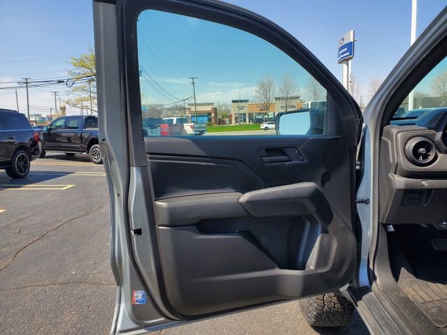 Used 2024 Chevrolet Colorado Trail Boss w/ Advanced Trailering Package AWD/4WD image 9
