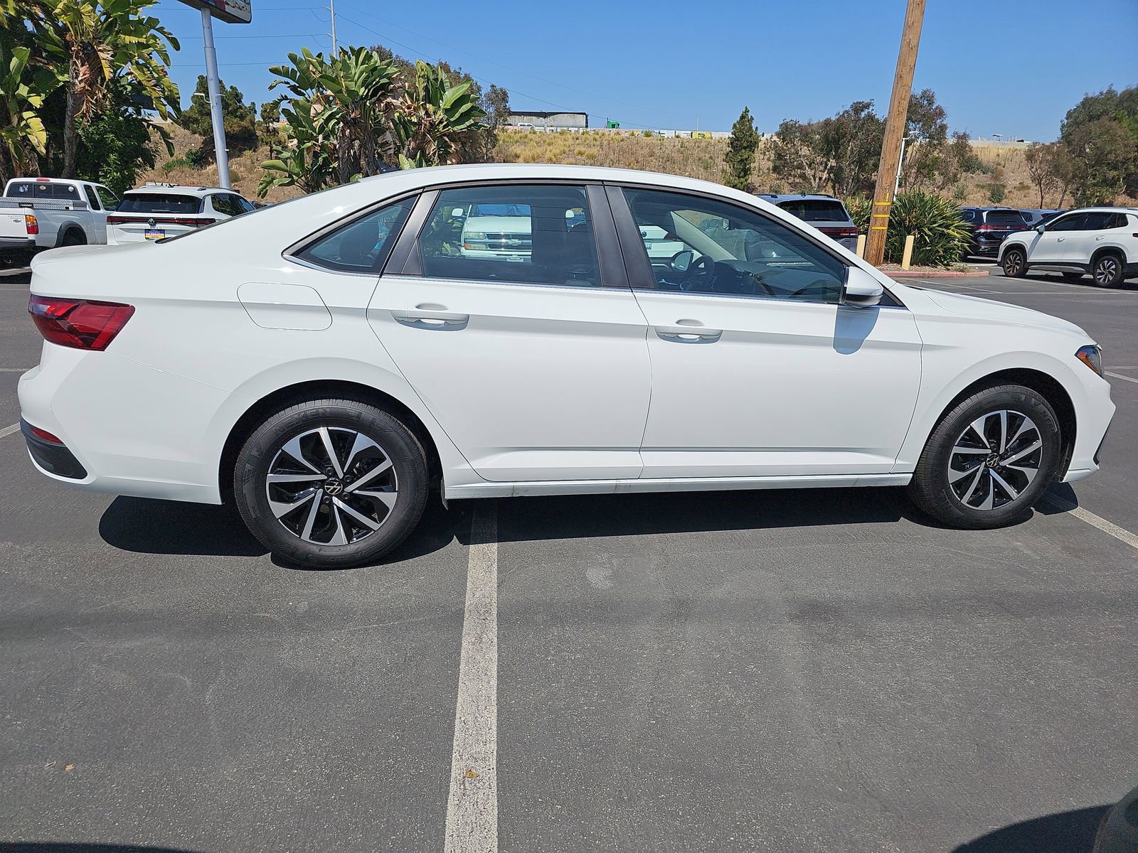 Used 2026 Volkswagen Jetta S FWD image 4