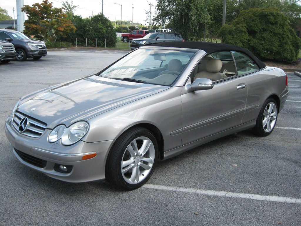 Used 2008 Mercedes-Benz CLK 350 Cabriolet image 4