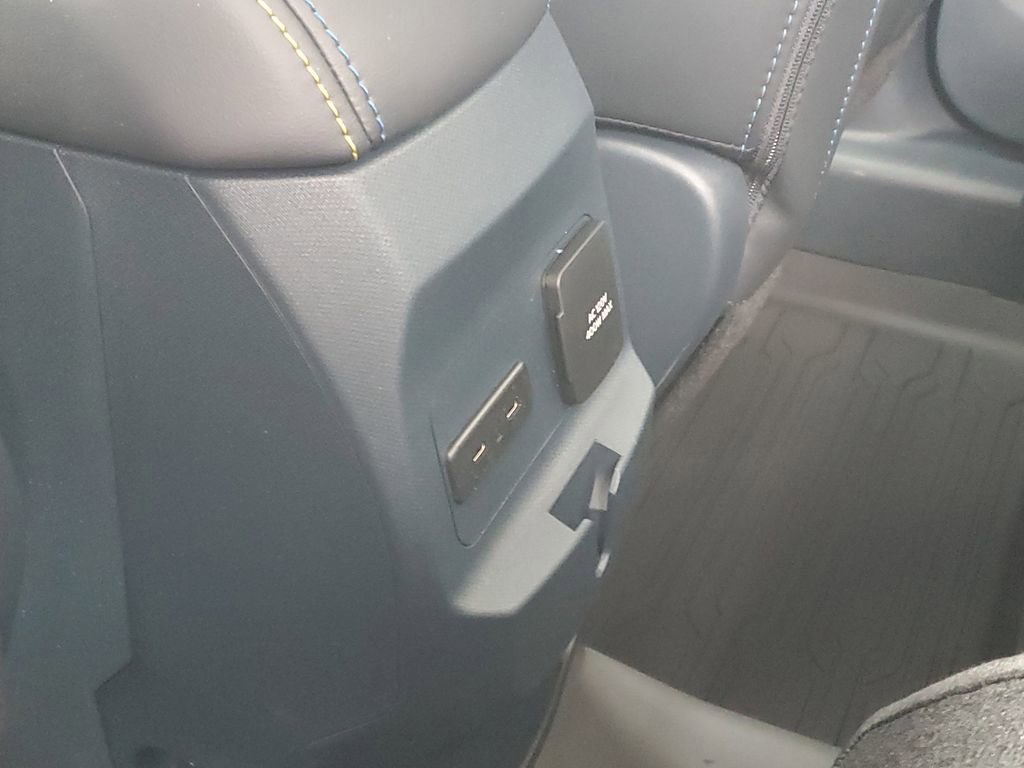 New 2026 Ford Maverick Lobo AWD/4WD image 24