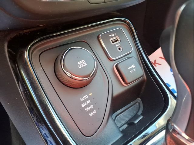 Used 2021 Jeep Compass Limited w/ Sun and Sound Group AWD/4WD image 30