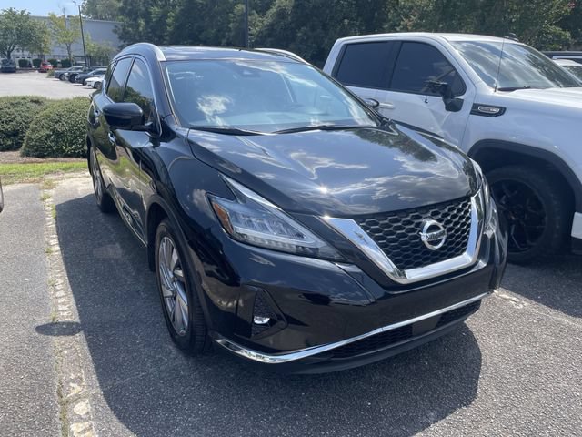 Used 2020 Nissan Murano SL w/ Moonroof Package FWD image 2