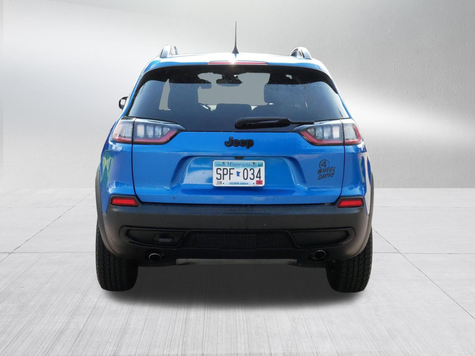 Used 2022 Jeep Cherokee Latitude AWD/4WD image 6
