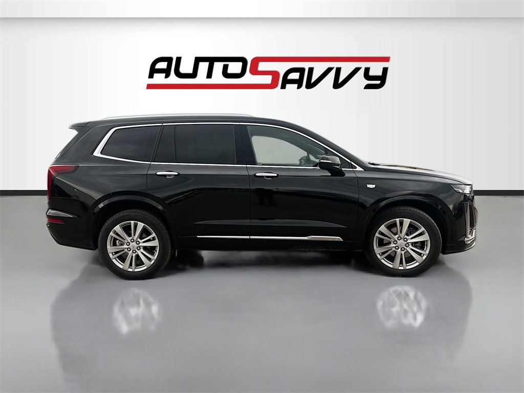 Used 2024 Cadillac XT6 Premium Luxury image 8