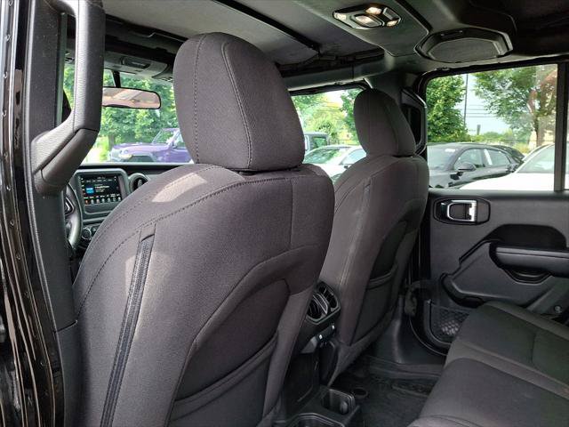 Certified 2023 Jeep Gladiator Sport AWD/4WD image 21
