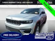 Used 2023 Jeep Grand Cherokee Limited w/ Luxury Tech Group II AWD/4WD image 1