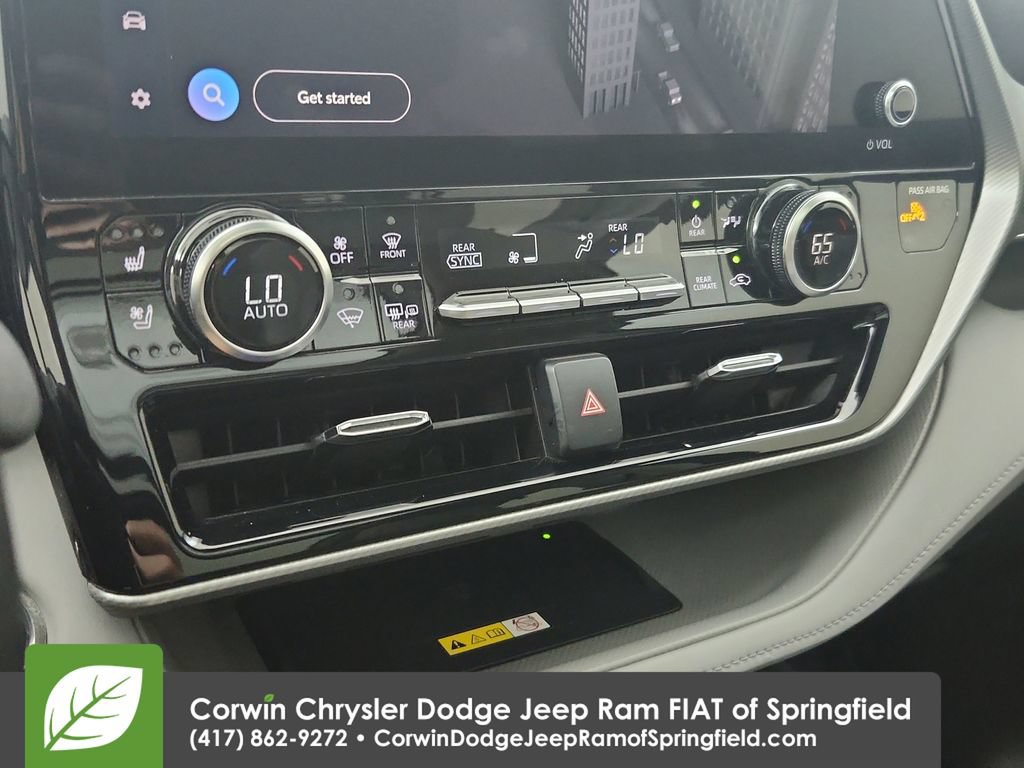 Used 2023 Toyota Highlander Platinum FWD image 27