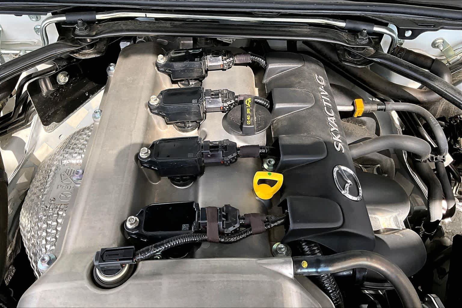 Used 2024 MAZDA MX-5 Miata Grand Touring RWD image 30