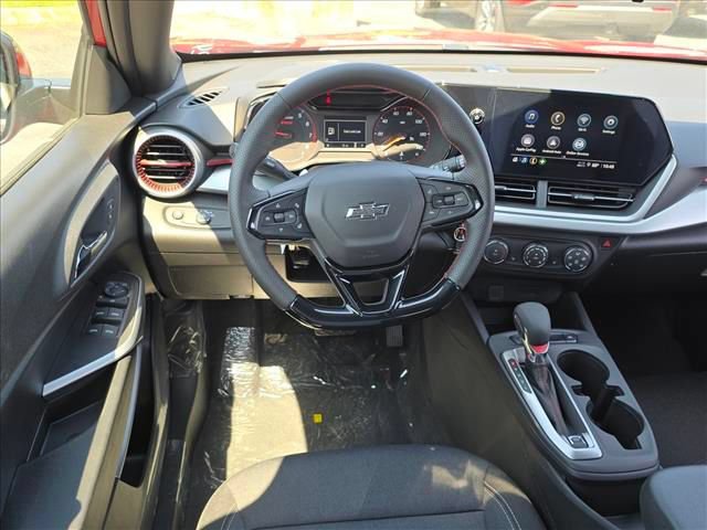 New 2026 Chevrolet Trax RS w/ Driver Confidence Package FWD image 17