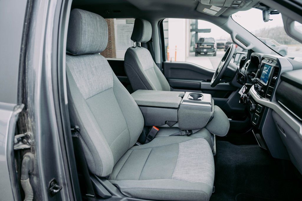 Used 2023 Ford F150 XLT w/ Trailer Tow Package image 14