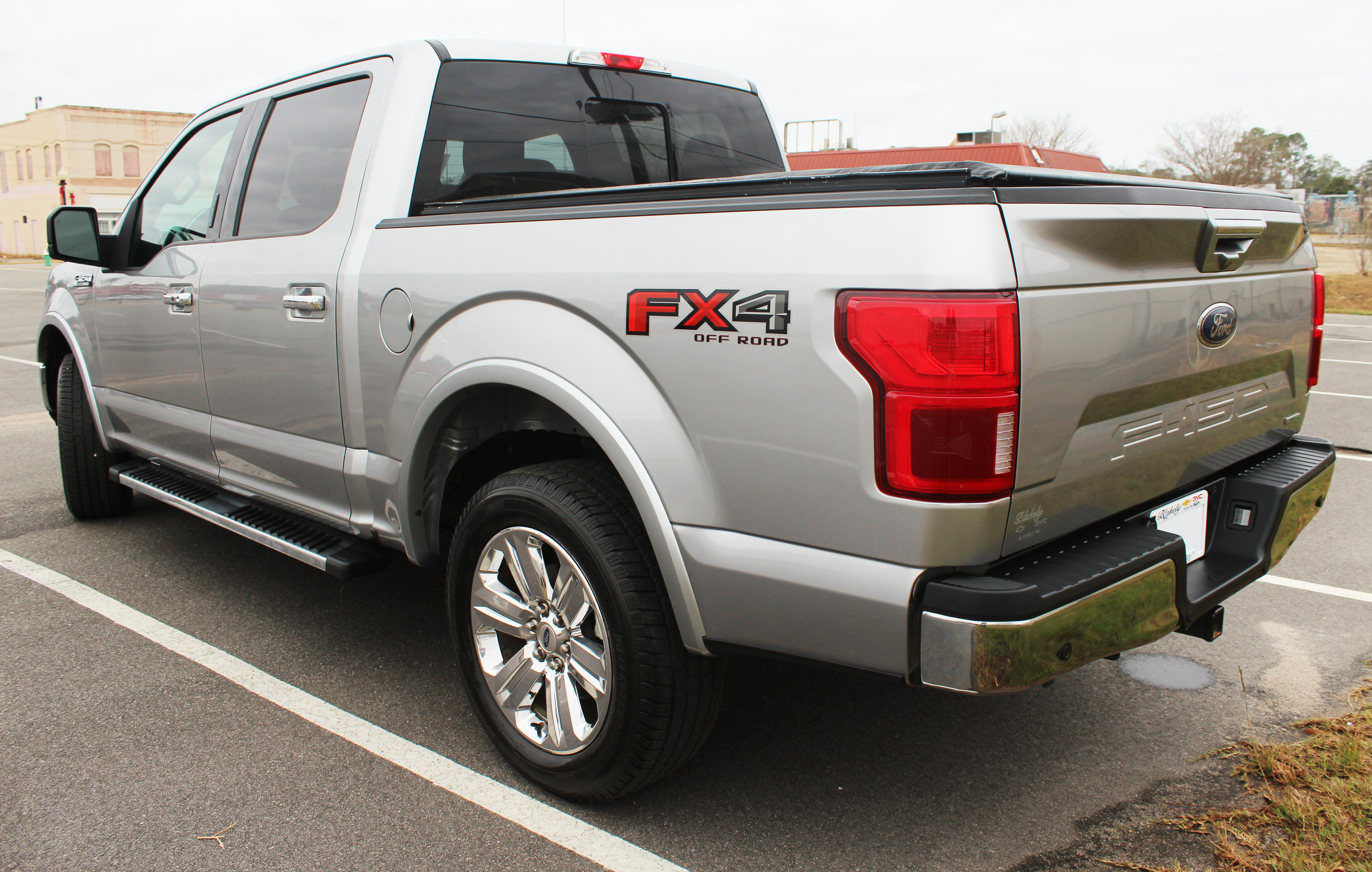 Used 2020 Ford F150 Lariat image 16