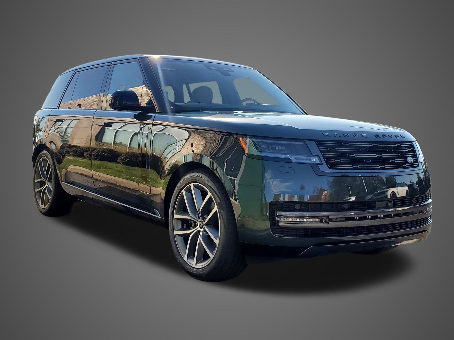 New 2027 Land Rover Range Rover Long Wheelbase SE AWD/4WD image 3