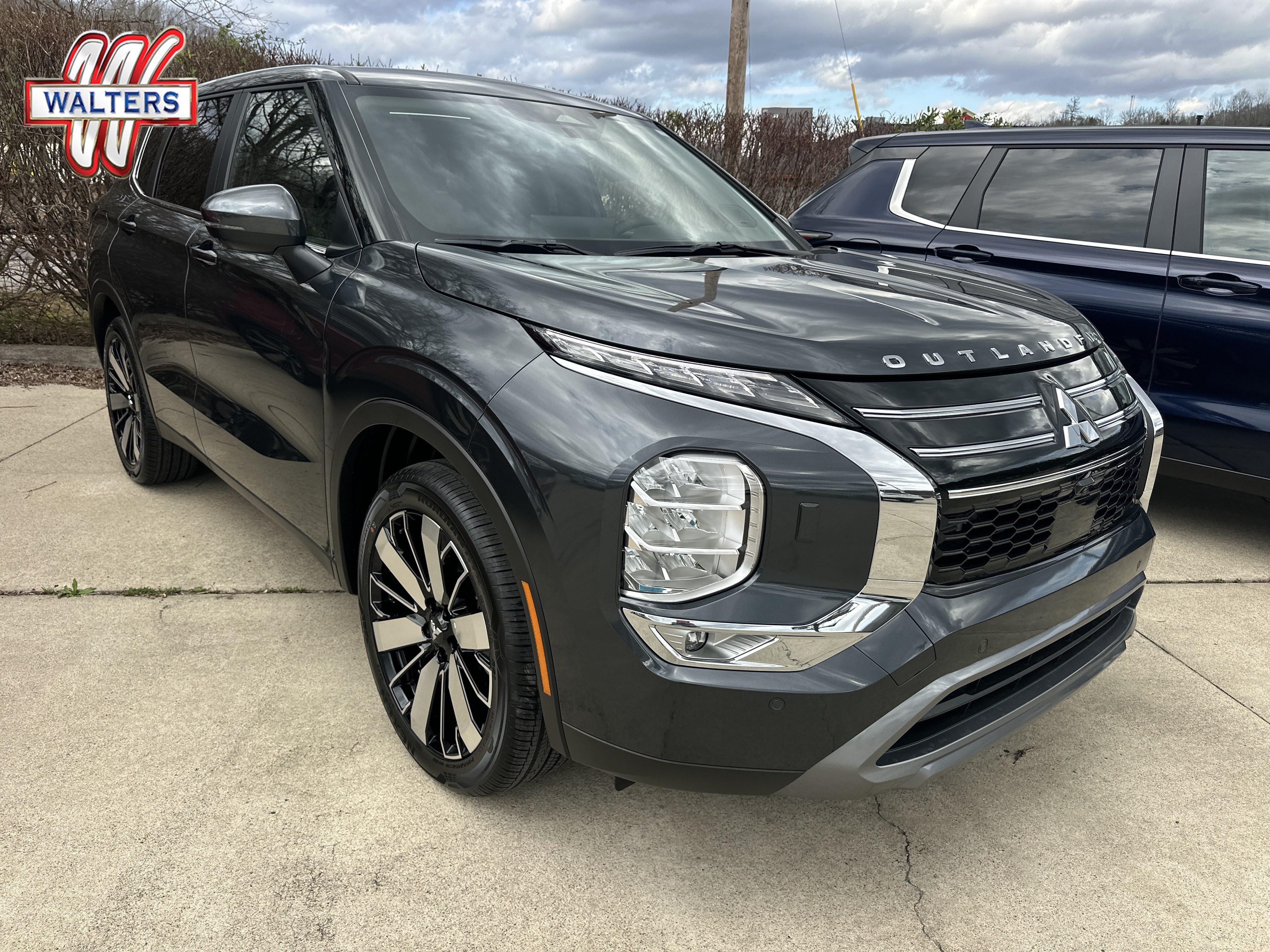 New 2026 Mitsubishi Outlander SE