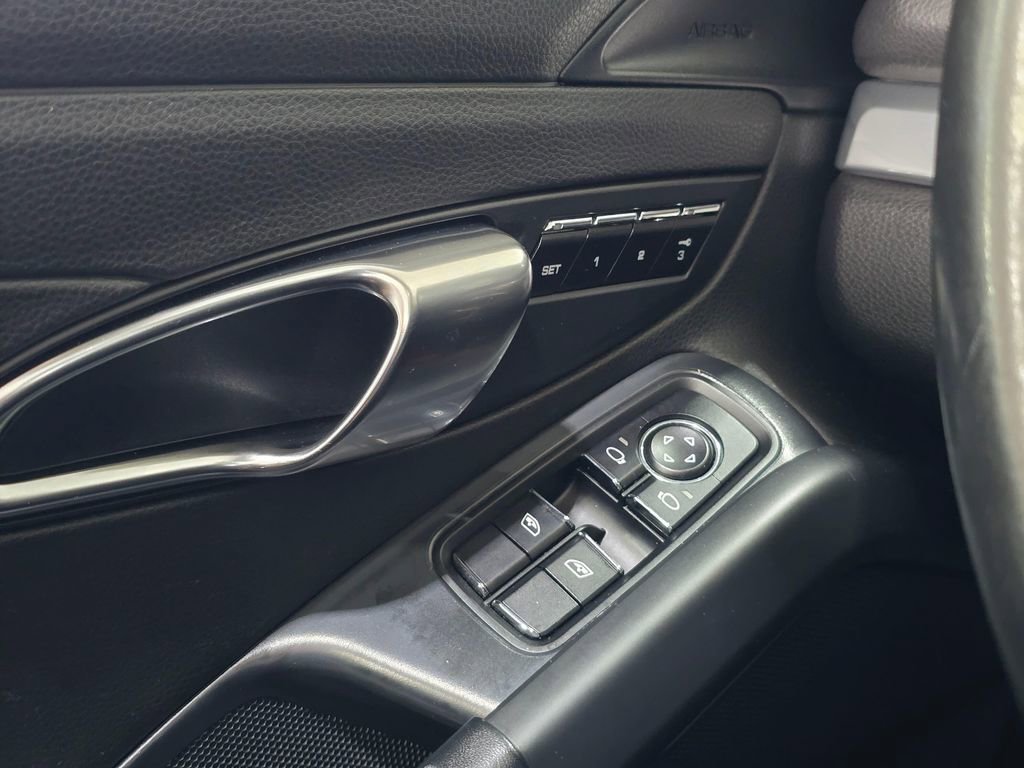 Used 2013 Porsche Boxster S RWD image 19