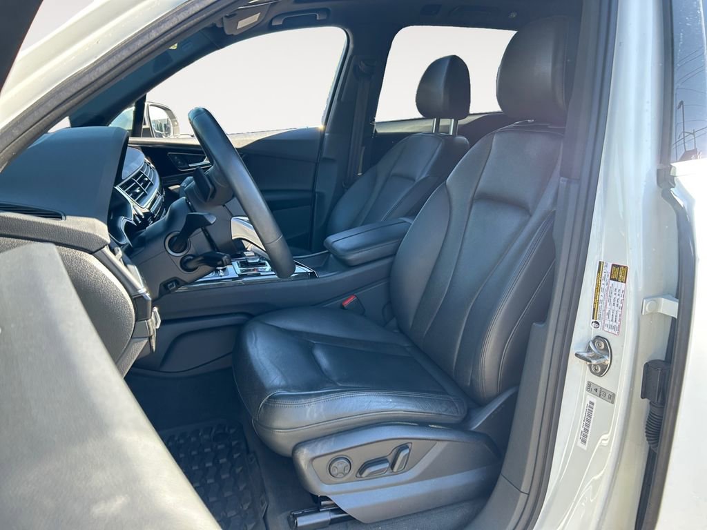 Used 2018 Audi Q7 3.0T Premium Plus w/ Premium Plus Package AWD/4WD image 6