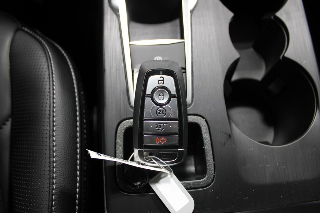 New 2025 Ford Escape SE w/ PHEV Premium Package image 56