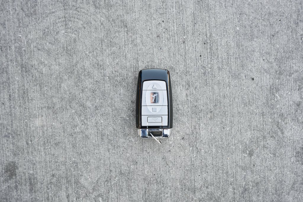 Used 2020 Rolls-Royce Wraith image 75