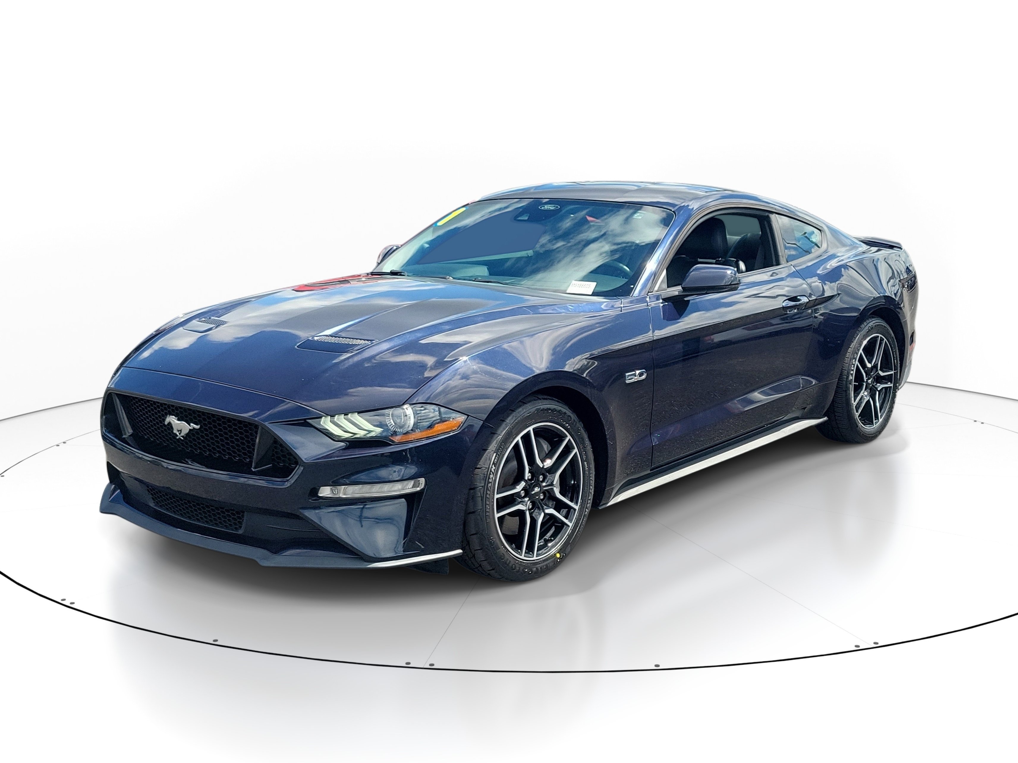 Used 2021 Ford Mustang GT Premium w/ Equipment Group 401A RWD image 3