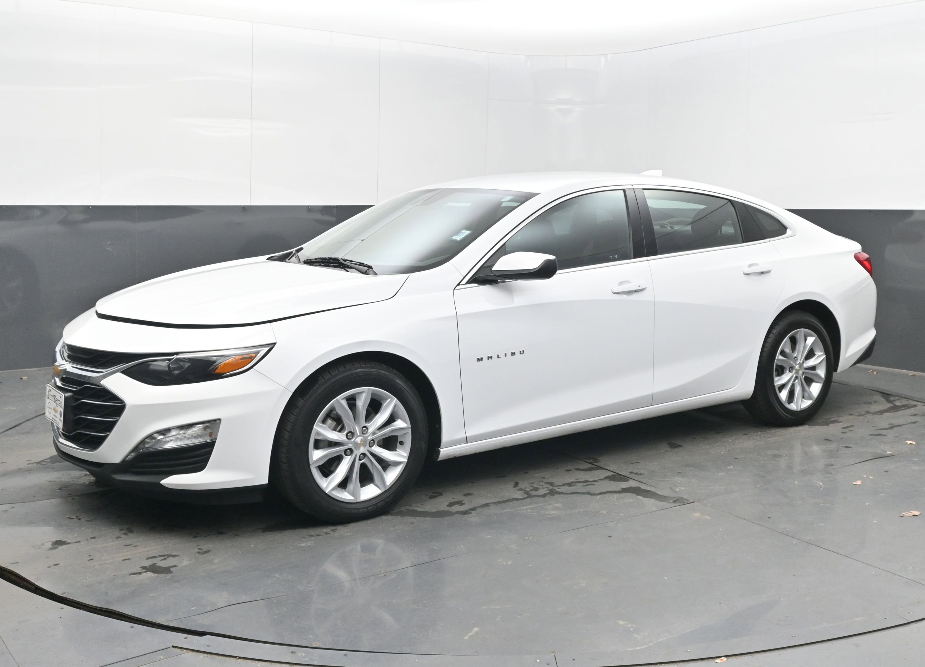 Used 2024 Chevrolet Malibu LT image 5