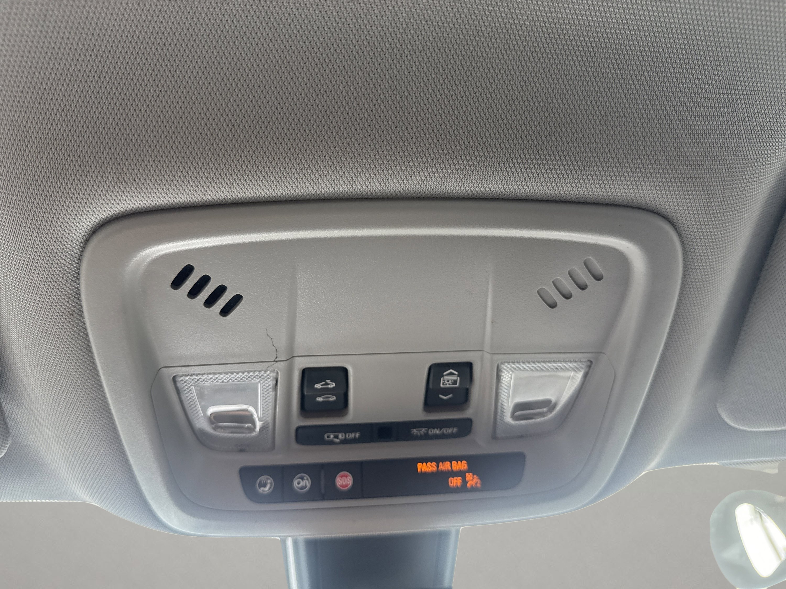 Used 2020 Chevrolet Malibu LT w/ Leather Package FWD image 23