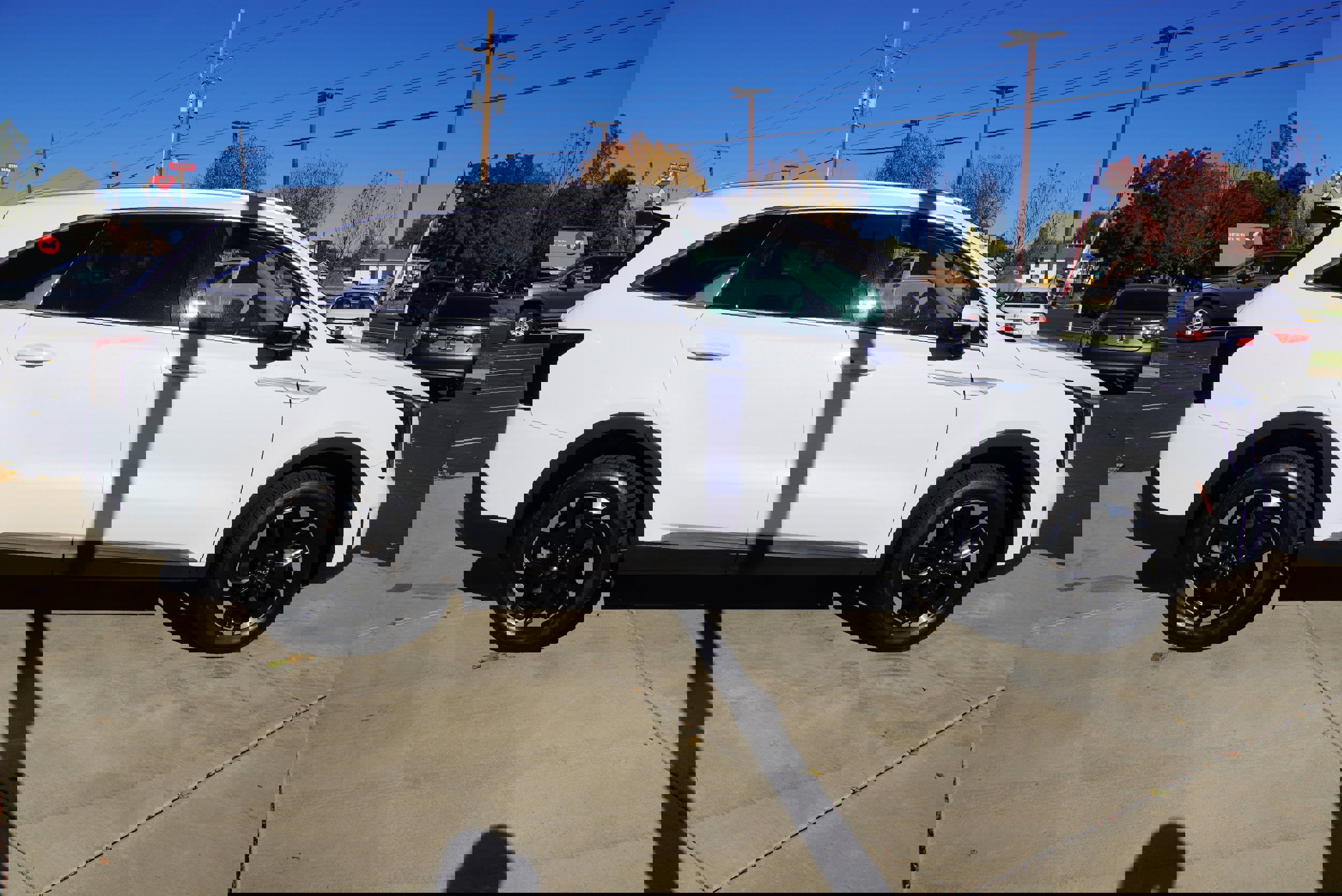 Used 2024 Kia Sorento S image 9