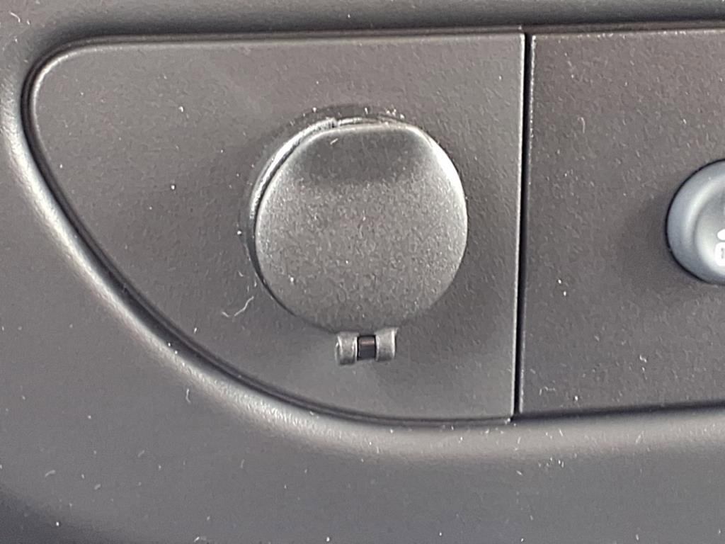 New 2025 Chevrolet Express 2500 Work Van w/ Driver Convenience Package image 21