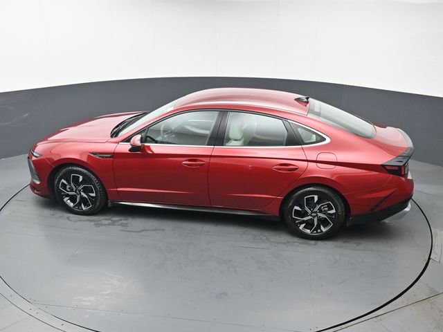 Used 2025 Hyundai Sonata SEL AWD/4WD image 32