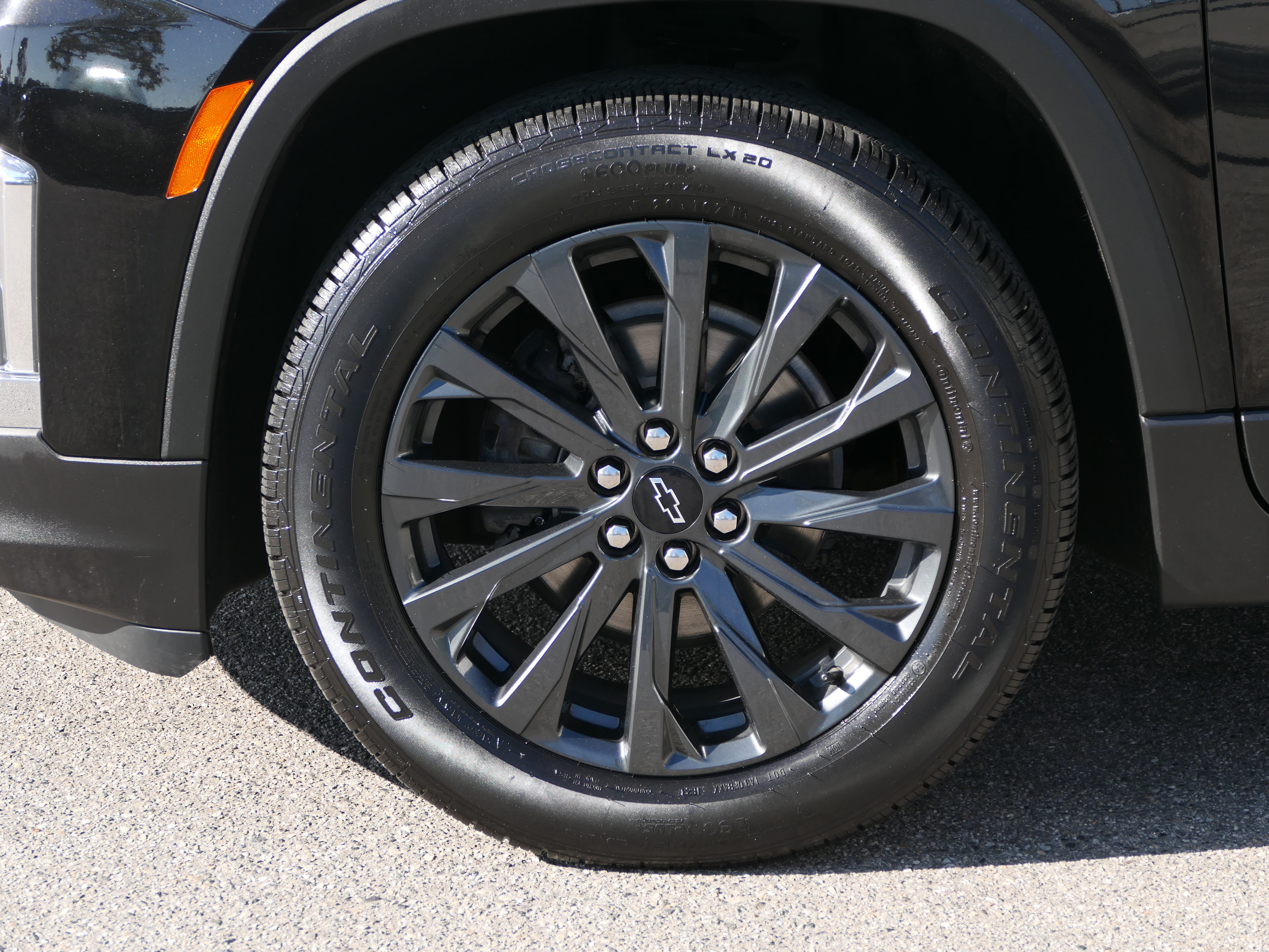 Used 2023 Chevrolet Traverse RS FWD image 10