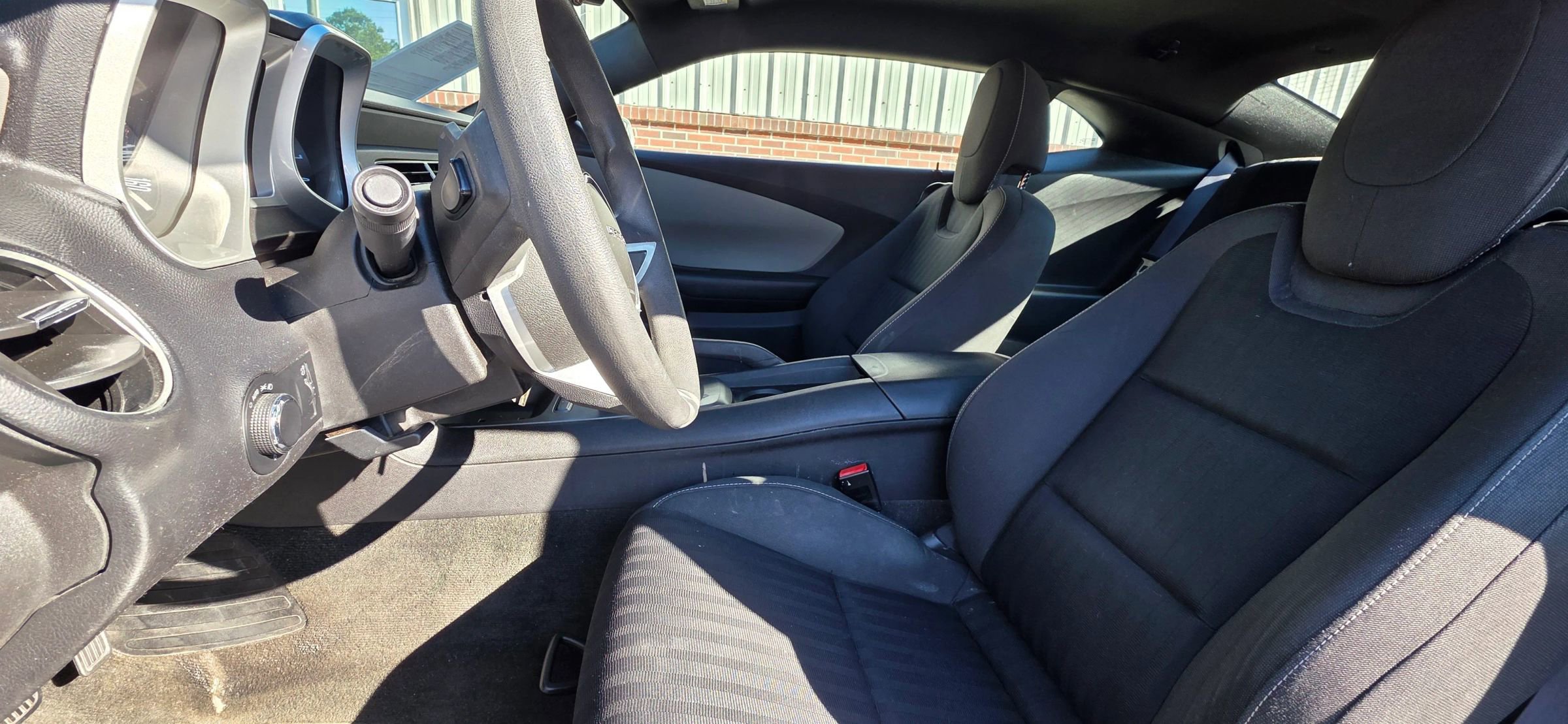 Used 2011 Chevrolet Camaro LS RWD image 10