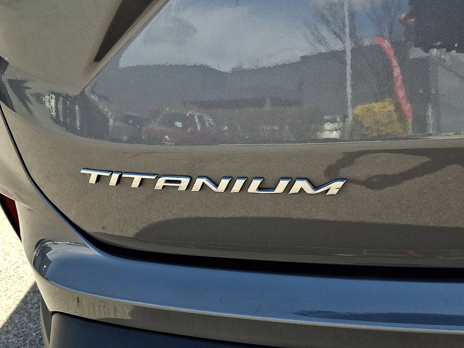 Used 2024 Ford Edge Titanium AWD/4WD image 30