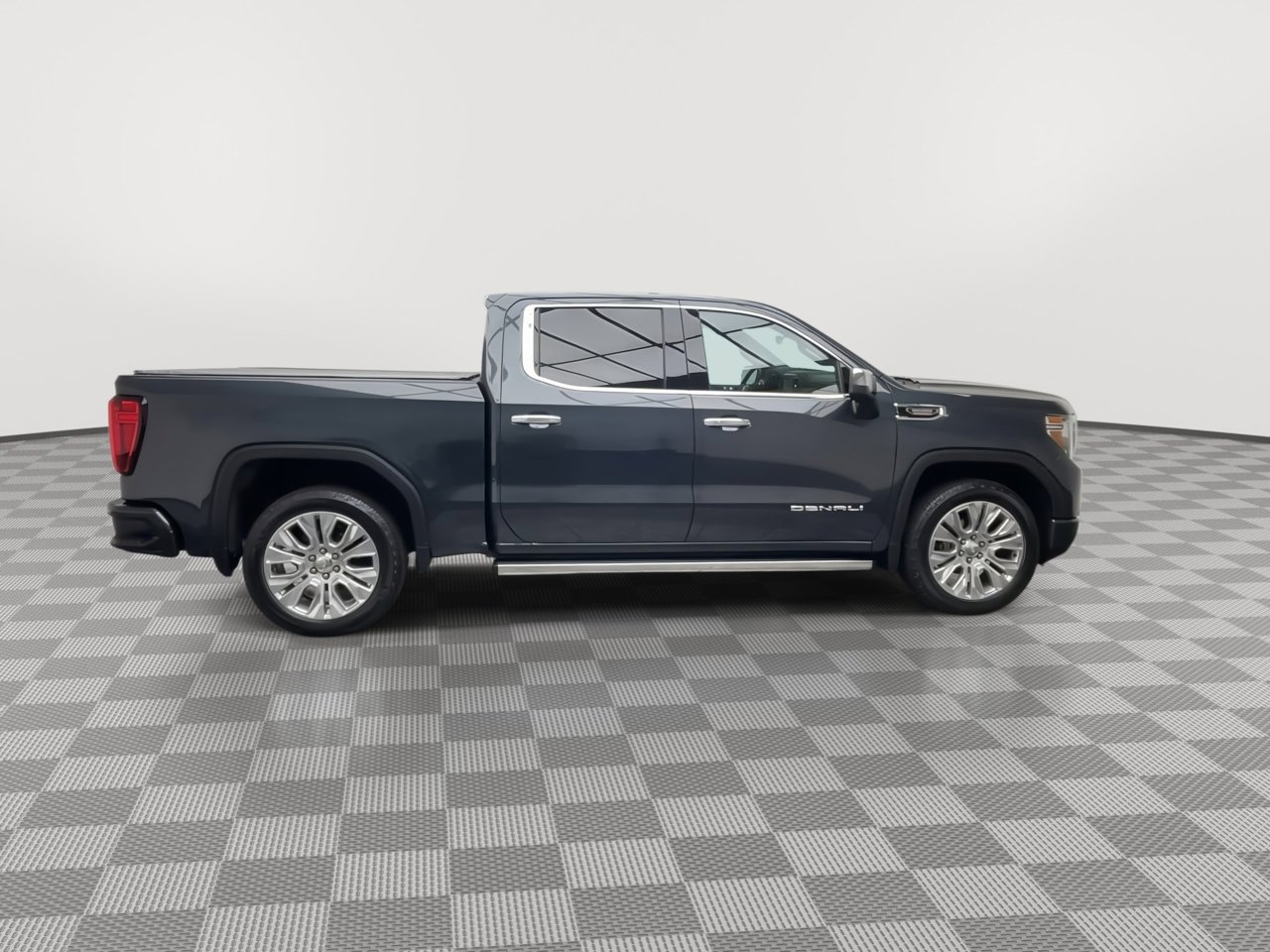 Certified 2022 GMC Sierra 1500 Denali w/ Denali Premium Package AWD/4WD image 47